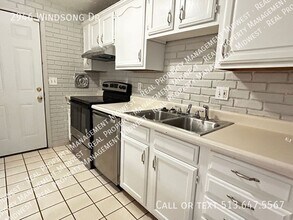 2946 Windsong Dr in Cincinnati, OH - Building Photo - Building Photo