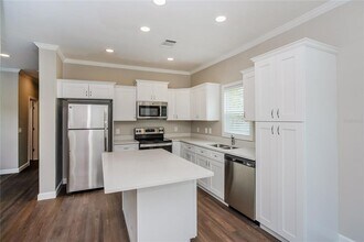 2253 8th St S in St. Petersburg, FL - Building Photo - Building Photo