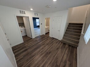 769 N Water St in Henderson, NV - Building Photo - Building Photo