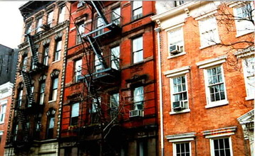 247 W 11th St in New York, NY - Building Photo - Building Photo