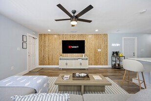 79 S Brevard Ave, Unit SI ID1389639P in Cocoa Beach, FL - Building Photo