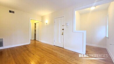 2952 N Seminary Ave in Chicago, IL - Building Photo - Building Photo