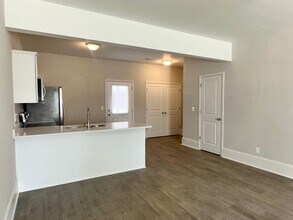 447 3rd Loop Rd in Florence, SC - Building Photo - Building Photo