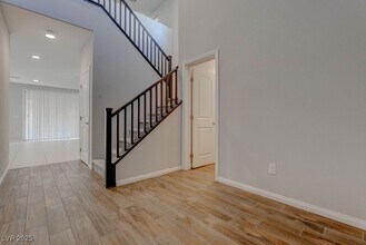 12847 Slipknot St in Las Vegas, NV - Building Photo - Building Photo