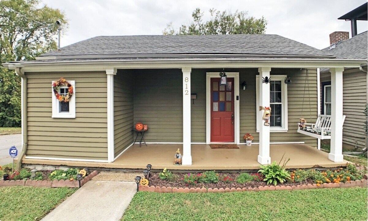 812 S 12th St in Nashville, TN - Building Photo