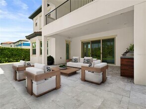 10414 Royal Cypress Way in Orlando, FL - Building Photo - Building Photo