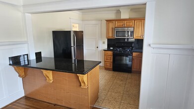 1960 W 23rd St, Unit 1960 1/2 in Los Angeles, CA - Building Photo - Building Photo