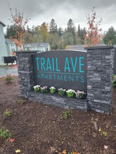 Trail Ave Apartments in Keizer, OR - Foto de edificio - Interior Photo