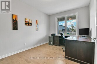 844 Snowdrop Cres in Ottawa, ON - Building Photo - Building Photo