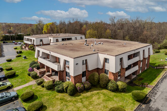 Sherwood Arms Condominiums in Vernon Rockville, CT - Building Photo - Building Photo