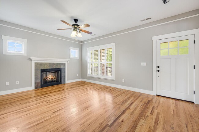 102 Estelle Park Dr in Asheville, NC - Building Photo - Building Photo