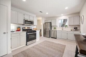 7611 Navarro Pl in Austin, TX - Building Photo - Building Photo
