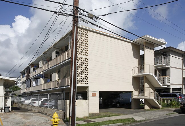 Narcissus Apartments in Honolulu, HI - Foto de edificio - Building Photo