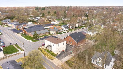 3 N Madison Ave in Hanover, IN - Foto de edificio - Building Photo