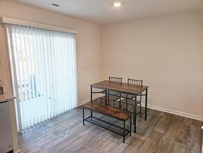 4129F Laurel Rdg Dr in Greenville, NC - Building Photo - Building Photo