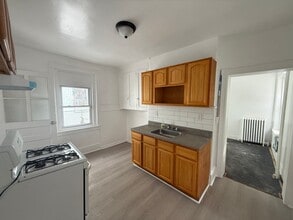 321 E Price St in Philadelphia, PA - Building Photo - Building Photo