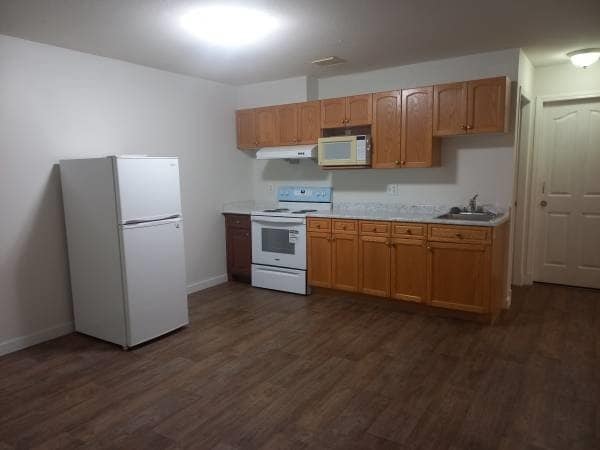 45682 Reece Av in Chilliwack, BC - Building Photo - Building Photo