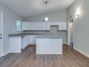 5264 Whitworth Rd in Memphis, TN - Building Photo - Building Photo