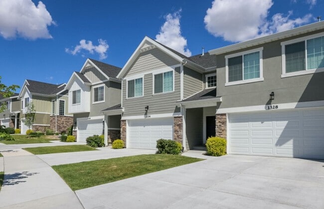 property at 1334 Wallburg Dr