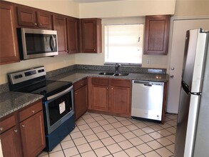317 Beech Ave in Orlando, FL - Building Photo - Building Photo