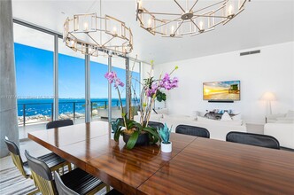 2669 S Bayshore Dr, Unit 1503N in Miami, FL - Building Photo - Building Photo