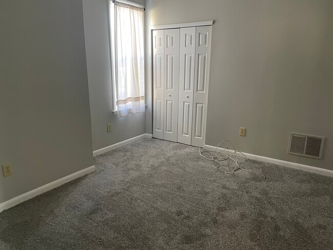 109 Creston Ave, Unit 1st Floor in Audubon, NJ - Foto de edificio - Building Photo