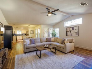 12802 Carrera Dr in Austin, TX - Building Photo - Building Photo