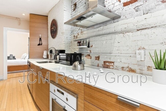 1 Hull St Ct in Boston, MA - Building Photo - Building Photo
