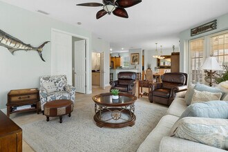 4 Waterside St in Homosassa, FL - Building Photo - Building Photo