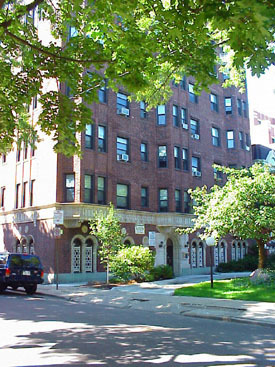 property at 601 W Deming Pl
