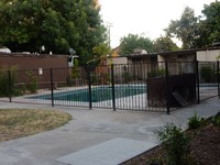 Maroa Lanai Apartments in Fresno, CA - Building Photo - Building Photo