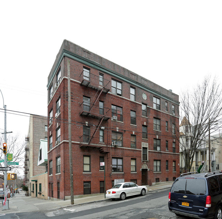 2934 Valentine Ave in Bronx, NY - Building Photo