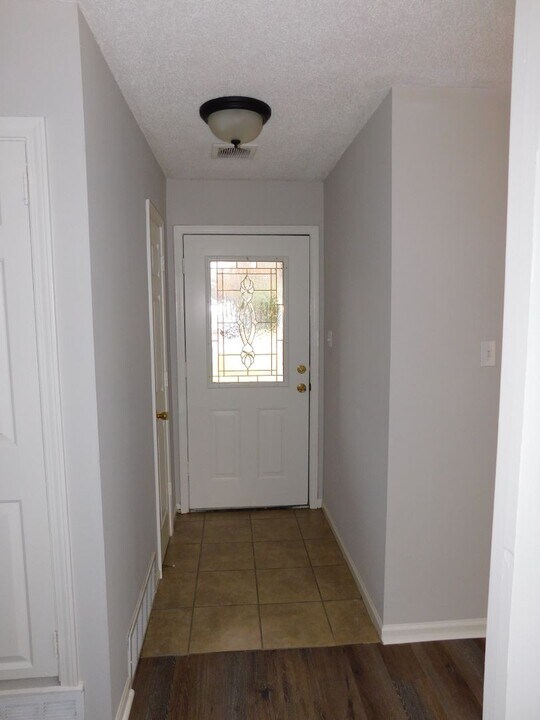 6630 Gatewood Cir in Horn Lake, MS - Building Photo