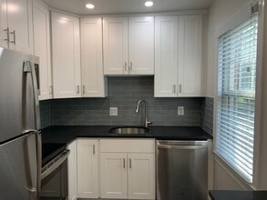 2507 Arlington Blvd, Unit 201 in Arlington, VA - Building Photo - Building Photo
