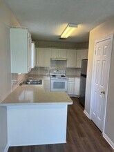 9412 Riviera Dr in Waco, TX - Foto de edificio - Building Photo