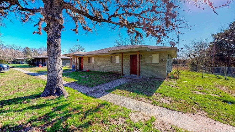 16567 Farm to Market Rd 2154, Unit 10 in College Station, TX - Foto de edificio