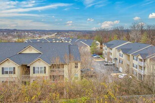 Legends on the Park Apartments in Eureka, MO - Building Photo