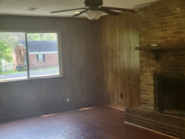 11135 Arrowhead Rd in Tuscaloosa, AL - Building Photo - Building Photo