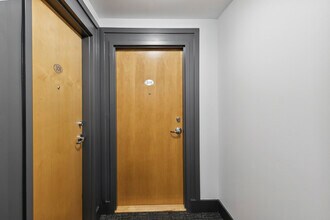 309-601 Kingston Rd in Toronto, ON - Building Photo - Building Photo