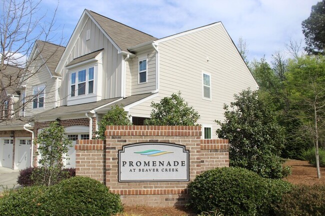 1195 Lookout Ridge Rd in Apex, NC - Building Photo - Building Photo