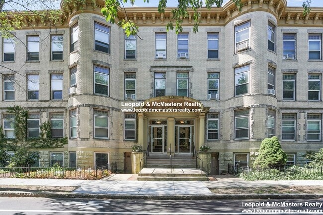 36 Winchester St, Unit 5