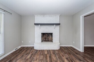176 Ponderosa Dr in Ladson, SC - Building Photo - Building Photo