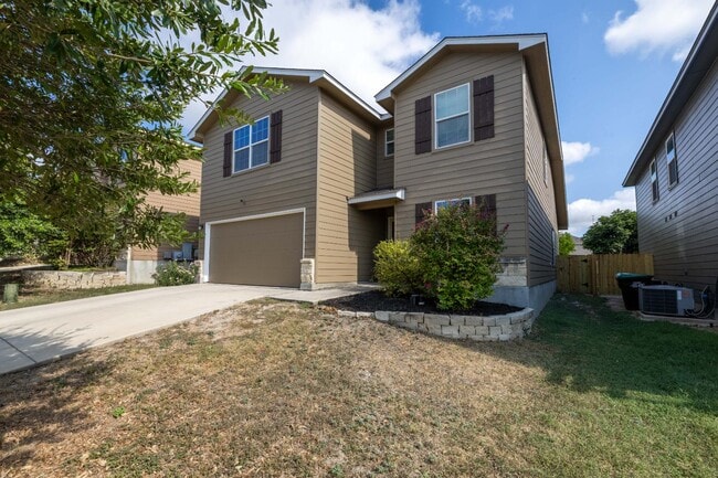 11515 N Peak in San Antonio, TX - Building Photo - Building Photo