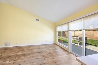 1847 Fitzgerald Rd in Simi Valley, CA - Building Photo - Building Photo