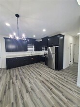 1300 E Hibiscus Ave in McAllen, TX - Building Photo - Building Photo