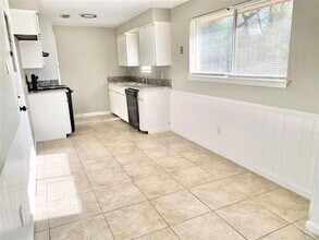 1806 Avenue A in Grand Prairie, TX - Building Photo - Building Photo
