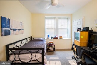 1501 W Allegheny Ave in Philadelphia, PA - Building Photo - Building Photo