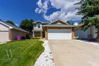 8140 Chancellor Dr in Colorado Springs, CO - Foto de edificio - Building Photo