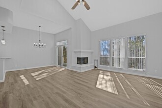 405 Hidden Shrs Ct in Virginia Beach, VA - Building Photo - Building Photo