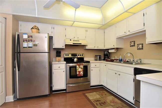 1637 Brookhouse Ct in Sarasota, FL - Building Photo - Building Photo